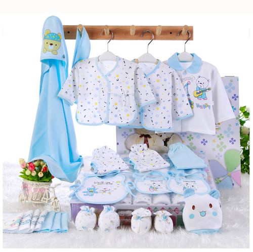 Coffret cadeau pour bébé - Vêtements + Accessoires Ref 1964108