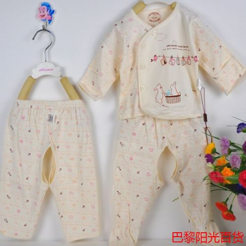 Coffret cadeau pour bébé Voir la description - Ref 1965367