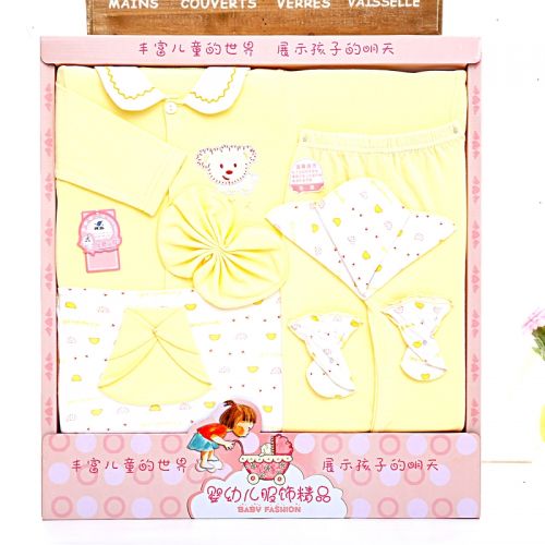 Coffret cadeau pour bébé - Vêtements + Accessoires aa9 Ref 1966285