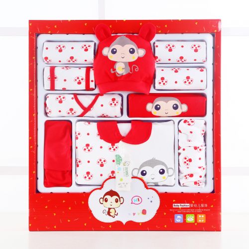 Coffret cadeau pour bébé - Vêtements + Accessoires Ref 1977063