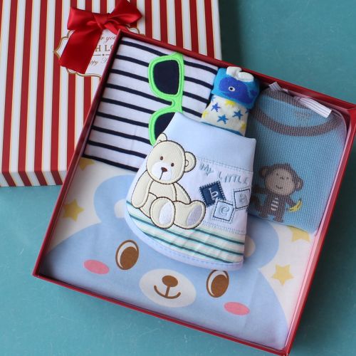 Coffret cadeau pour bébé - Vêtements + Fournitures DEARV BABY Ref 1977516