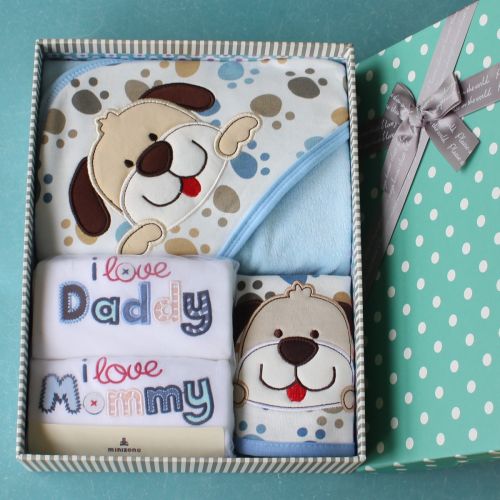 Coffret cadeau pour bébé - Vêtements + Accessoires DEARV BABY Ref 1977568