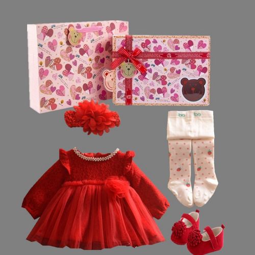 Coffret cadeau pour bébé - Vêtements + Chaussures accessoires Ref 1978067