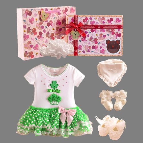 Coffret cadeau pour bébé - Vêtements + Chaussures Accessoires Ref 1978070