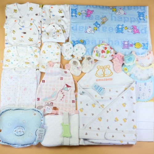 Coffret cadeau pour bébé - Vêtements + Chaussures Accessoires Ref 1978089