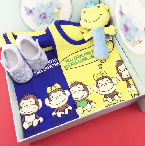 Coffret cadeau pour bébé - Ref 1978131