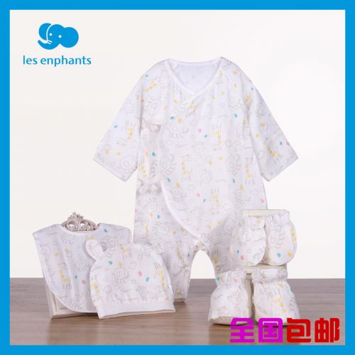 Coffret cadeau pour bébé - Vêtements + Accessoires LES ENPHANTS Ref 1978818