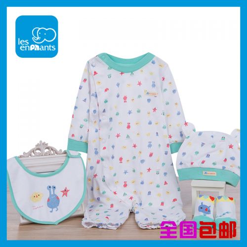 Coffret cadeau pour bébé - Vêtements + Accessoires LES ENPHANTS Ref 1978821