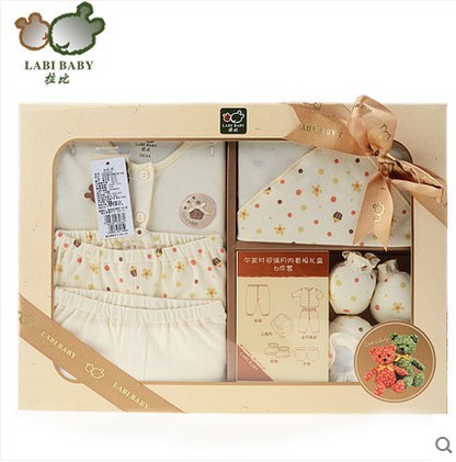 Coffret cadeau pour bébé - Vêtements + Chaussures Accessoires LABI BABY LOEHG61501 Ref 1978917