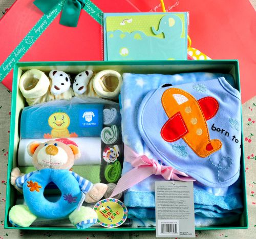 Coffret cadeau pour nouveau-né - Ref 1950397
