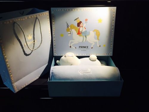 Coffret cadeau pour nouveau-né - Ref 1950421