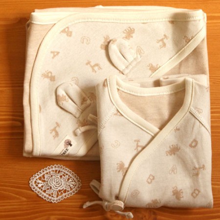 Coffret cadeau pour nouveau-né - Vêtements + Accessoires JOHN N TREE Le coton biologique Ref 1950682