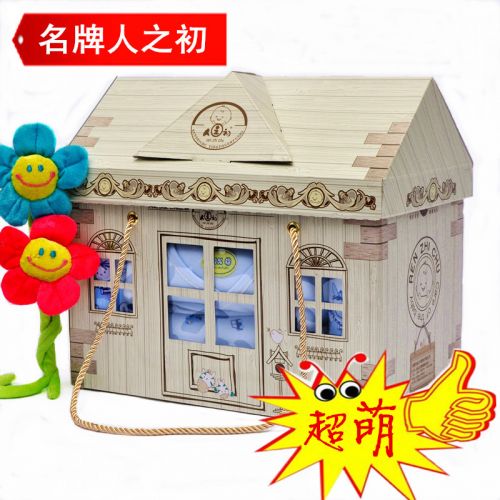 Coffret cadeau pour nouveau-né - Vêtements + Accessoires Ref 1951257