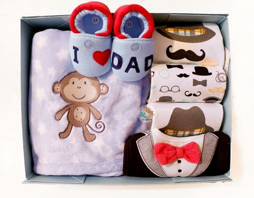 Coffret cadeau pour nouveau-né - Vêtements + Chaussures accessoires Ref 1951328