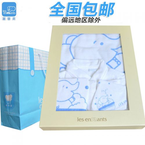 Coffret cadeau pour nouveau-né - Kit d'accessoires LES ENPHANTS Ref 1951698