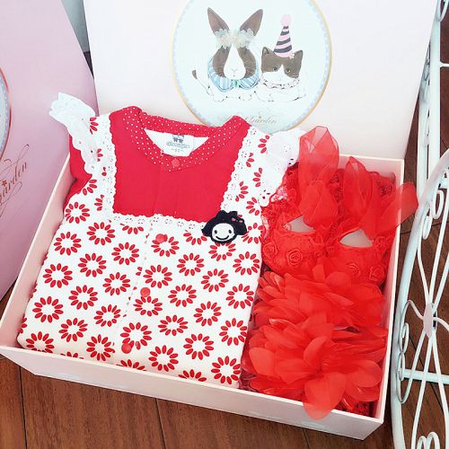 Coffret cadeau pour nouveau-né Self-made - Ref 1952475