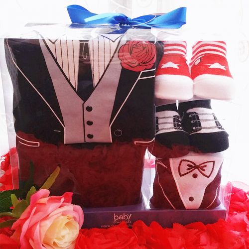 Coffret cadeau pour nouveau-né - Vêtements + Accessoires BABY Ref 1952730