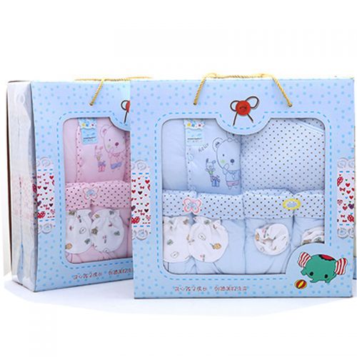 Coffret cadeau pour nouveau-né - Vêtements + Accessoires Yonghe Parc Ref 1953116