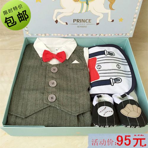 Coffret cadeau pour nouveau-né - Vêtements + Chaussures accessoires Ref 1953203