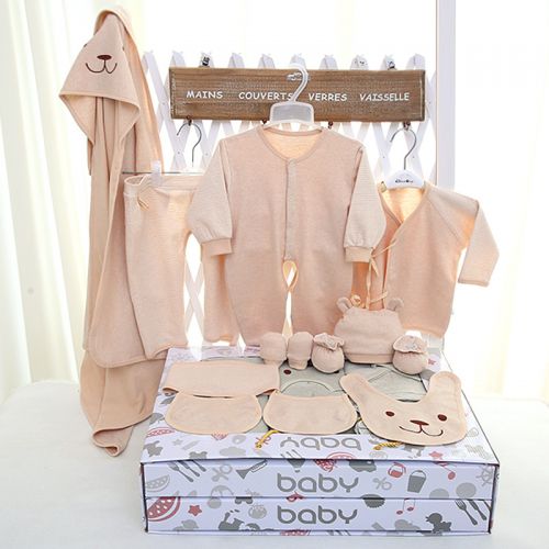 Coffret cadeau pour nouveau-né - Vêtements + Chaussures accessoires coton coloré Ref 1953724