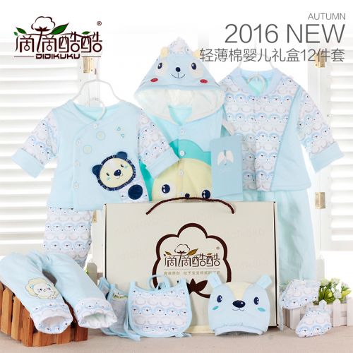 Coffret cadeau pour nouveau-né - Vêtements + Chaussures accessoires LH003 Ref 1953735