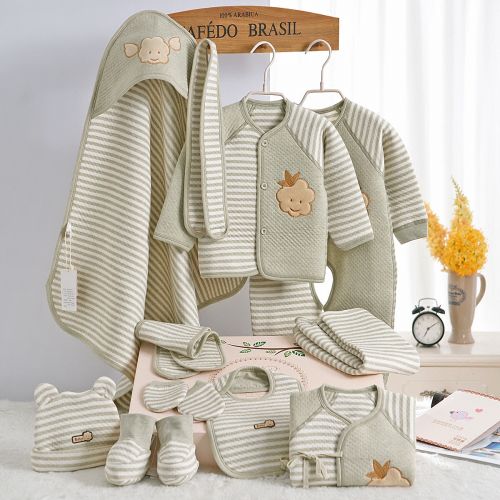 Coffret cadeau pour nouveau-né - Vêtements + Chaussures accessoires CYF8508-9 coton coloré Ref 1953809