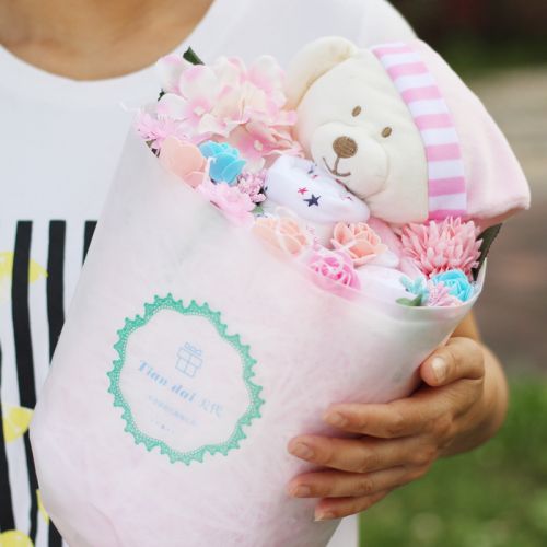 Coffret cadeau pour nouveau-né - Vêtements + Chaussures Accessoires Ref 1953815