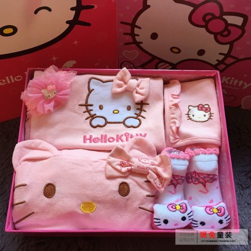 Coffret cadeau pour nouveau-né - Vêtements + Accessoires Ref 1954473