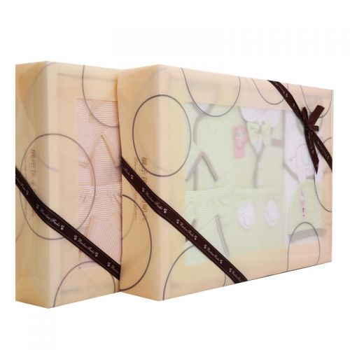 Coffret cadeau pour nouveau-né - Vêtements + Accessoires coton coloré Ref 1954737