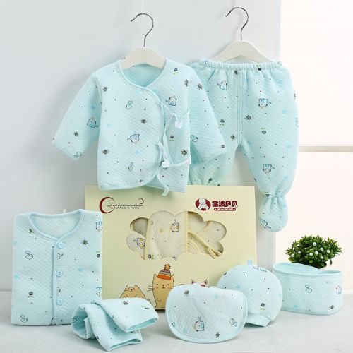 Coffret cadeau pour nouveau-né - Vêtements + Accessoires Ref 1954819