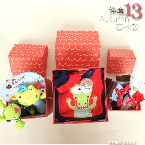 Coffret cadeau pour nouveau-né - Vêtements + Fournitures Ref 1955568