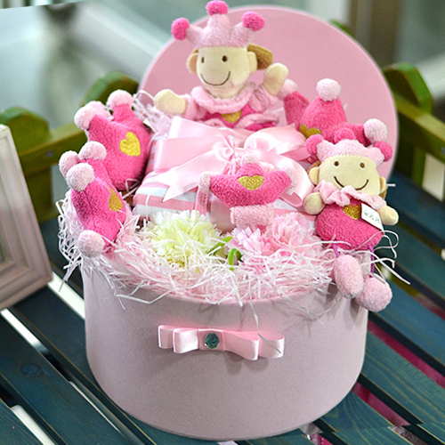 Coffret cadeau pour nouveau-né AIDE - Ref 1955757