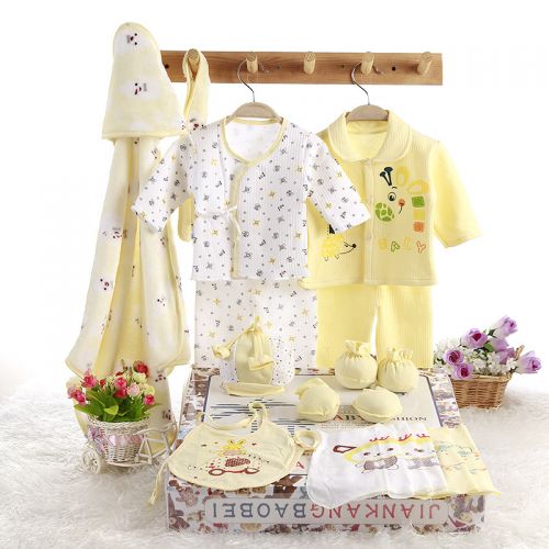 Coffret cadeau pour nouveau-né - Vêtements + Accessoires Ref 1956115