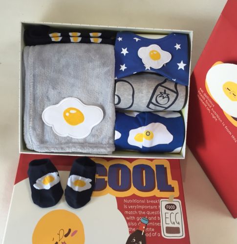 Coffret cadeau pour nouveau-né - Vêtements + Chaussures accessoires KALA BABY Le coton biologique Ref 1956135
