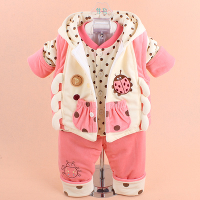 Coffret cadeau pour nouveau-né - Kit d'accessoires OTHERS Ref 1956236