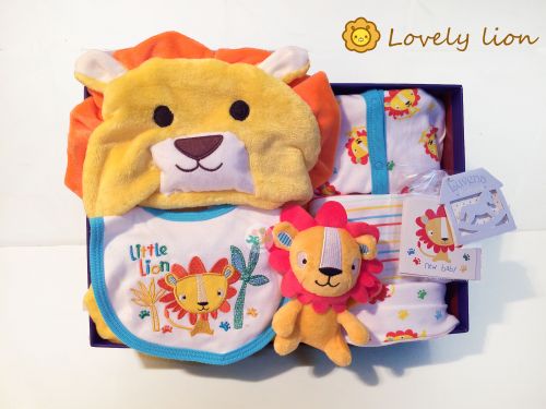 Coffret cadeau pour nouveau-né - Vêtements + Fournitures LUVENA FORYUNA Ref 1956248