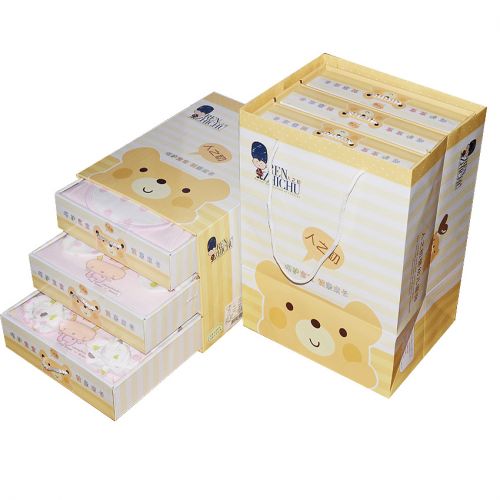 Coffret cadeau pour nouveau-né - Ref 1956348