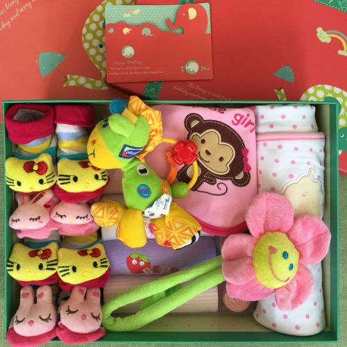 Coffret cadeau pour nouveau-né - Ref 1956456