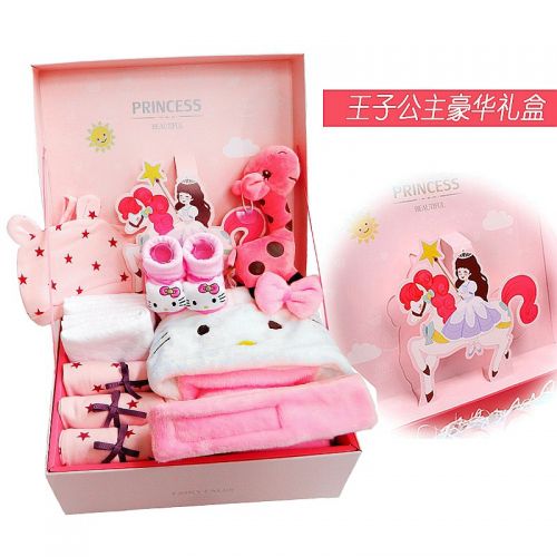 Coffret cadeau pour nouveau-né - Vêtements + Accessoires Ref 1956827