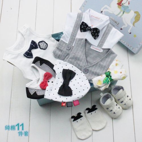 Coffret cadeau pour nouveau-né - Vêtements + Chaussures Accessoires COOLELVES Ref 1957094