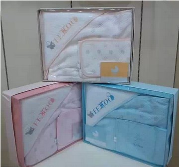 Coffret cadeau pour nouveau-né - Kit d'accessoires YEEHOO 134010/134013/134014 Ref 1957176