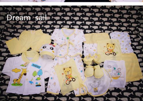 Coffret cadeau pour nouveau-né - vêtements DREAM SAIL Ref 1957356