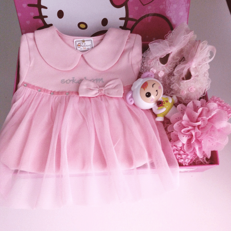 Coffret cadeau pour nouveau-né - Vêtements + Chaussures accessoires Ref 1957539