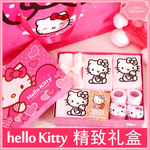 Coffret cadeau pour nouveau-né - Vêtements + Chaussures accessoires KT02 Ref 1957674