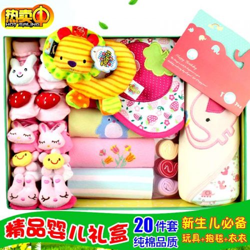 Coffret cadeau pour nouveau-né - Vêtements + Accessoires Ref 1957686