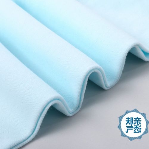 Coffret cadeau pour nouveau-né - Vêtements + Chaussures Accessoires Ref 1957700