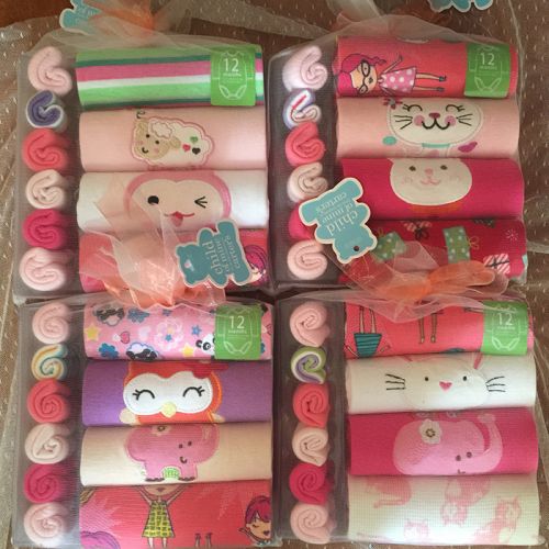 Coffret cadeau pour nouveau-né - Vêtements + Accessoires COTTONCUTE Ref 1958341