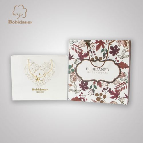 Coffret cadeau pour nouveau-né - Ref 1958814