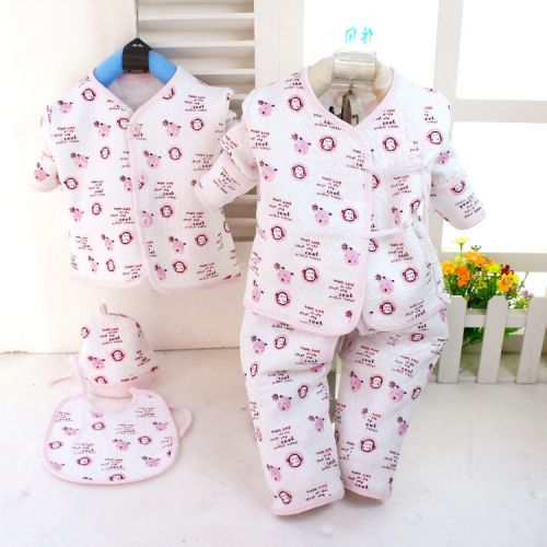 Coffret cadeau pour nouveau-né - Kit d'accessoires en coton Ref 1961149