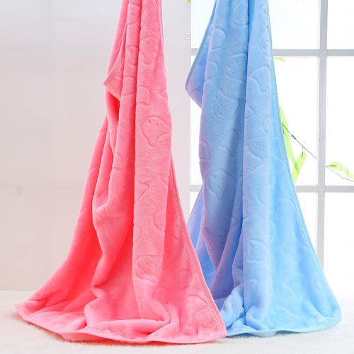 Coffret cadeau pour nouveau-né - Kit d'accessoires Ref 1963356